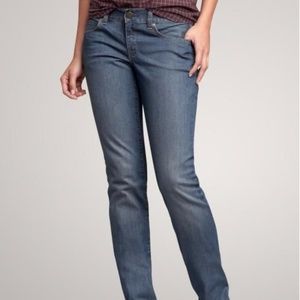 NWT 1969 Gap Real Straight Denim Jeans Size 00/24